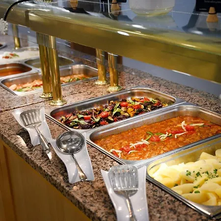 Danubius Annabella מלון