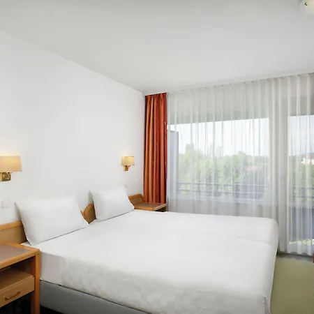 酒店 Danubius Annabella 3*