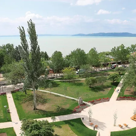 Hotell Danubius Annabella 3*