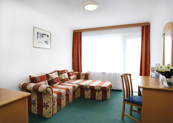 Danubius Annabella Hotell 3*